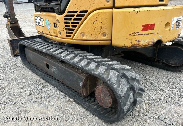 image for item DO6696 2012 John Deere 35D mini excavator