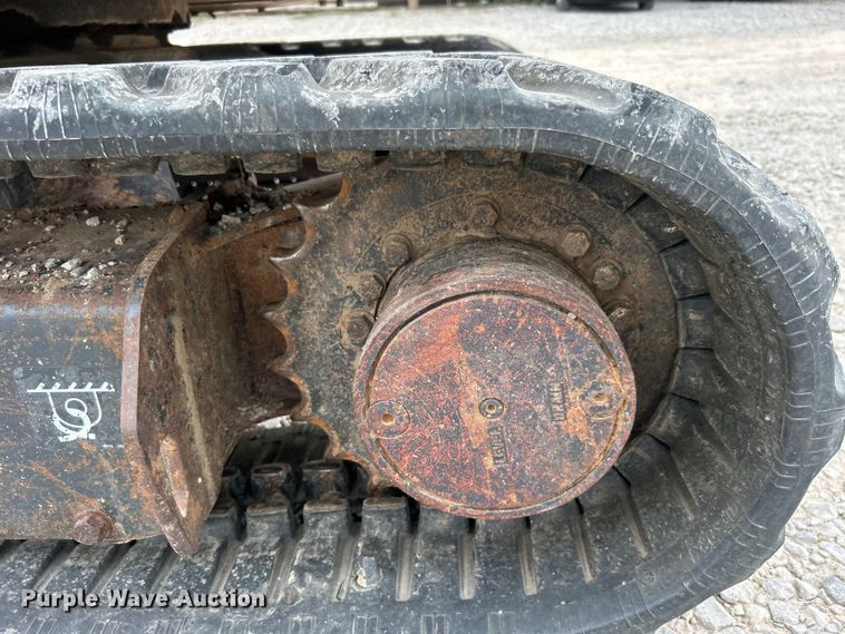 image for item DO6696 2012 John Deere 35D mini excavator