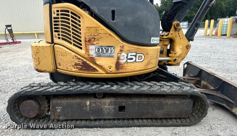 image for item DO6696 2012 John Deere 35D mini excavator