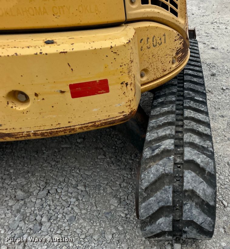 image for item DO6696 2012 John Deere 35D mini excavator