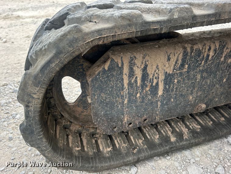 image for item DO6696 2012 John Deere 35D mini excavator