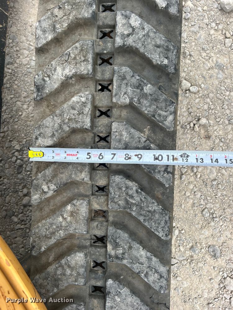 image for item DO6696 2012 John Deere 35D mini excavator