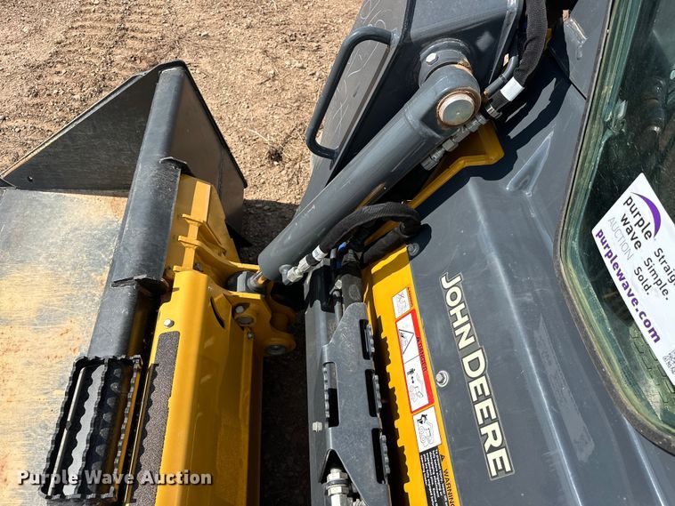image for item DO7156 2022 John Deere 317G tracked skid steer loader