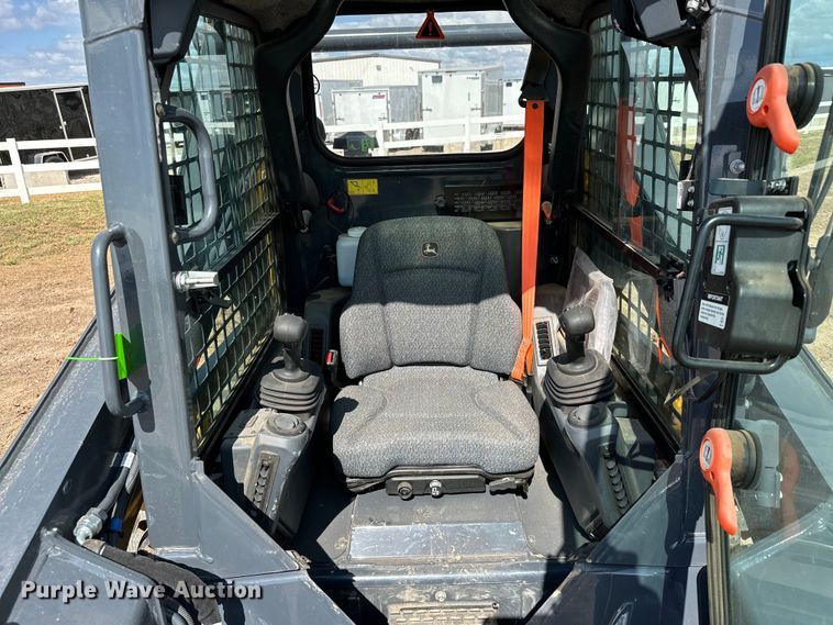 image for item DO7156 2022 John Deere 317G tracked skid steer loader