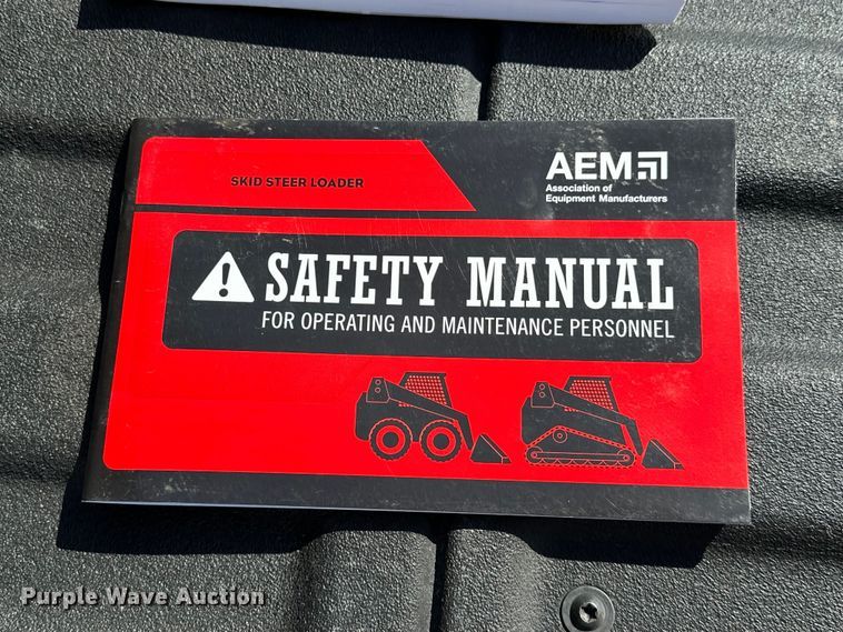 image for item DO7156 2022 John Deere 317G tracked skid steer loader