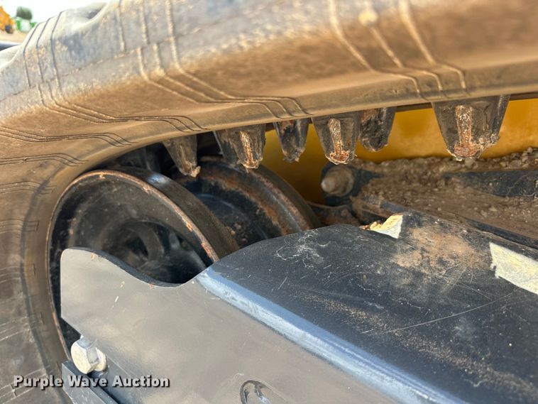 image for item DO7156 2022 John Deere 317G tracked skid steer loader