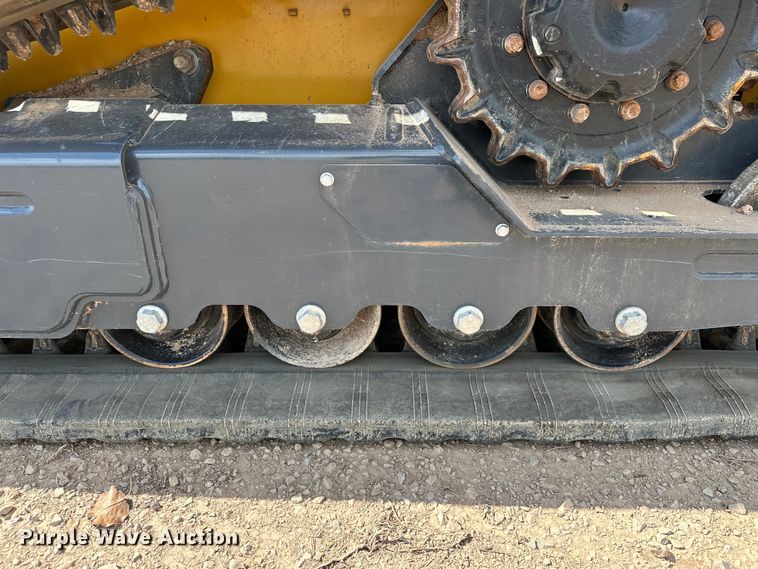 image for item DO7156 2022 John Deere 317G tracked skid steer loader