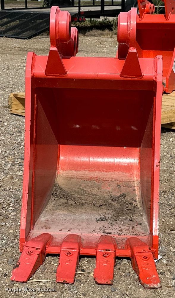 image for item DO7162 Kubota  K7793 mini excavator bucket