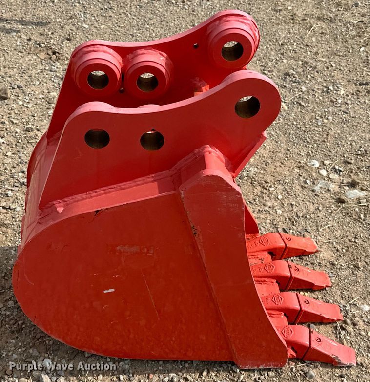 image for item DO7162 Kubota  K7793 mini excavator bucket