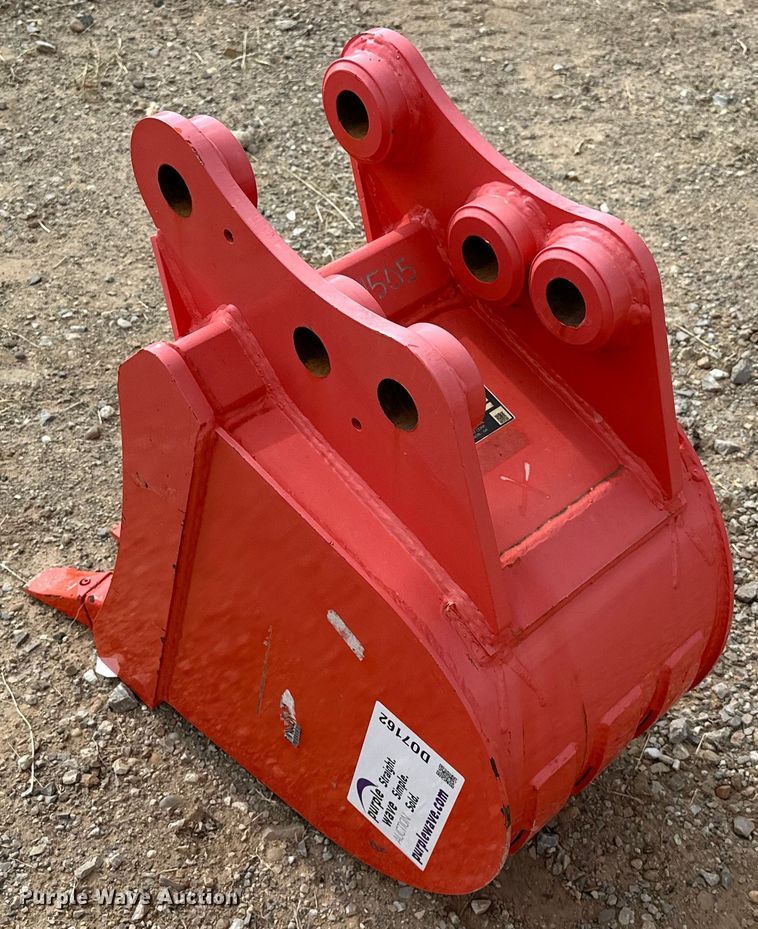 image for item DO7162 Kubota  K7793 mini excavator bucket