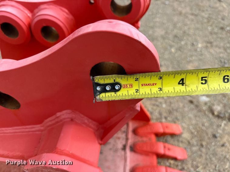 image for item DO7162 Kubota  K7793 mini excavator bucket