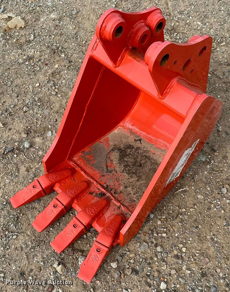 image for item DO7163 Kubota  K7789 mini excavator bucket 