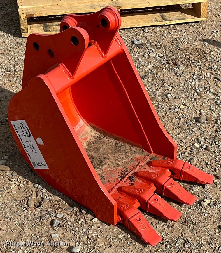 image for item DO7163 Kubota  K7789 mini excavator bucket 