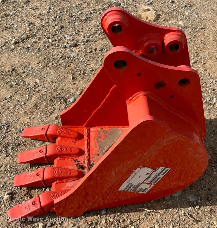 image for item DO7163 Kubota  K7789 mini excavator bucket 