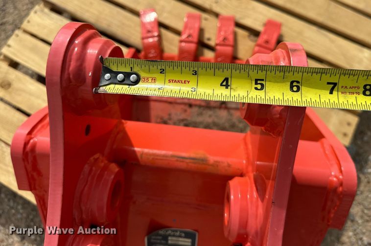 image for item DO7165 Kubota  K7789 mini excavator bucket 