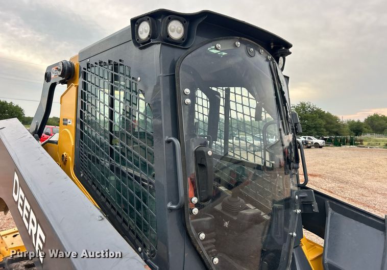 image for item DO7456 2017 John Deere 331G tracked skid steer loader