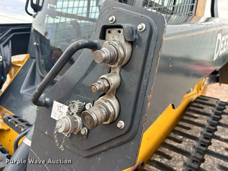 image for item DO7456 2017 John Deere 331G tracked skid steer loader