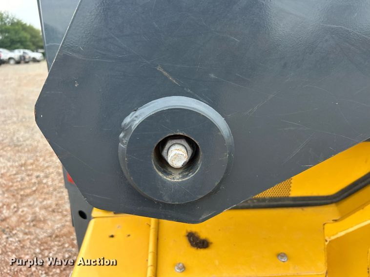 image for item DO7456 2017 John Deere 331G tracked skid steer loader