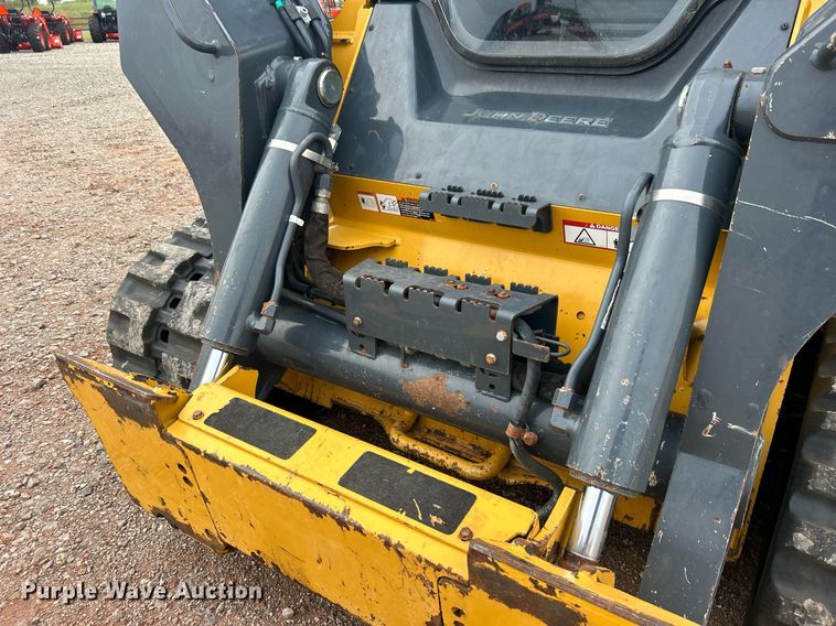 image for item DO7456 2017 John Deere 331G tracked skid steer loader
