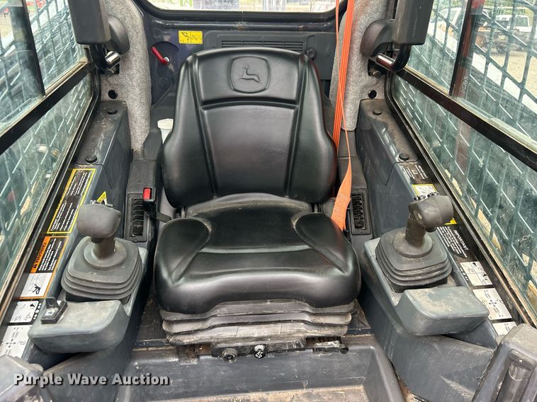 image for item DO7456 2017 John Deere 331G tracked skid steer loader