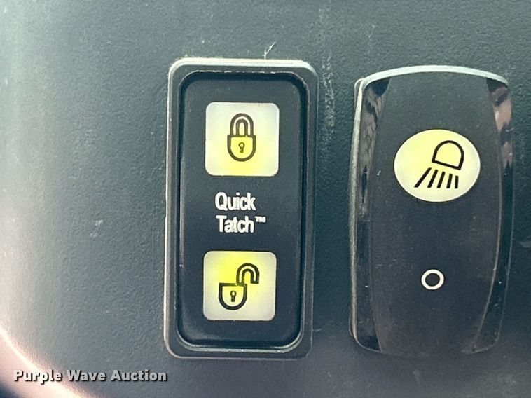 image for item DO7456 2017 John Deere 331G tracked skid steer loader