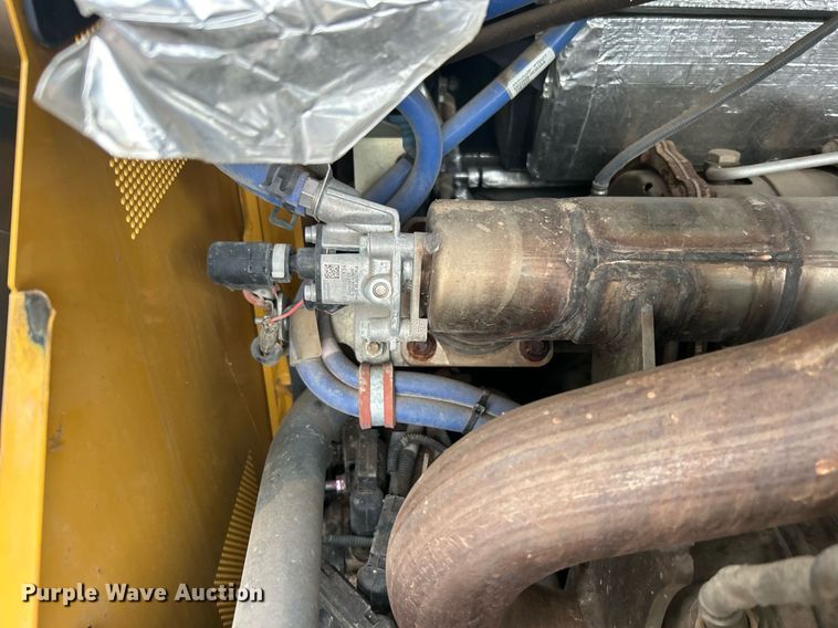 image for item DO7456 2017 John Deere 331G tracked skid steer loader