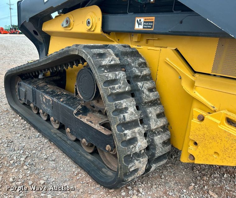 image for item DO7456 2017 John Deere 331G tracked skid steer loader