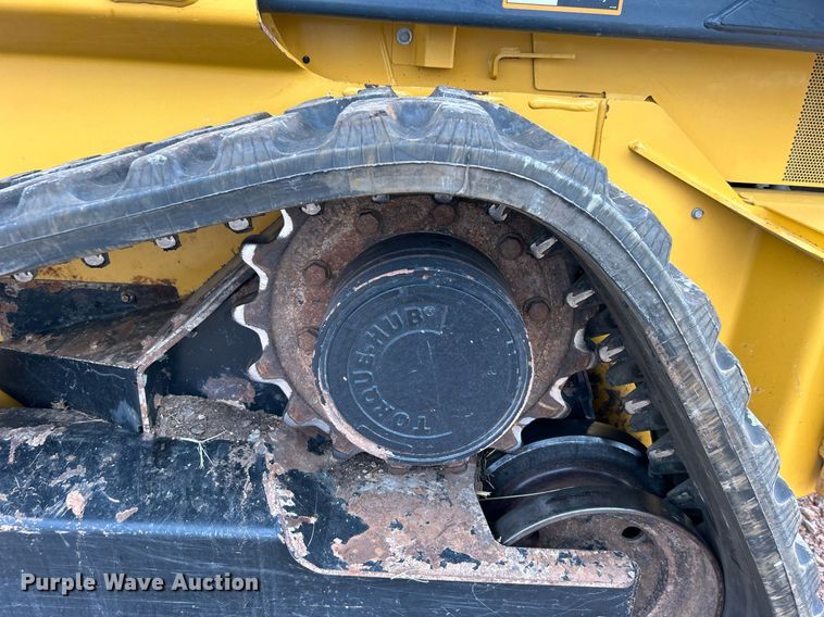 image for item DO7456 2017 John Deere 331G tracked skid steer loader