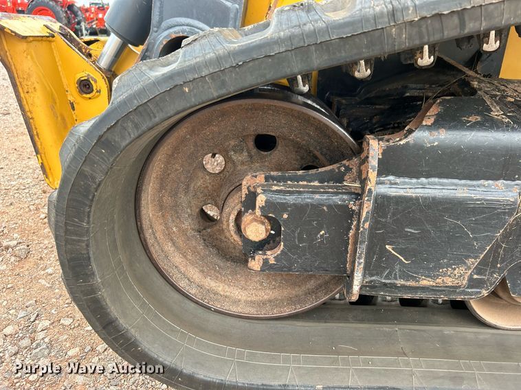 image for item DO7456 2017 John Deere 331G tracked skid steer loader