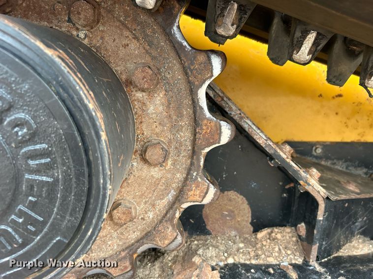 image for item DO7456 2017 John Deere 331G tracked skid steer loader