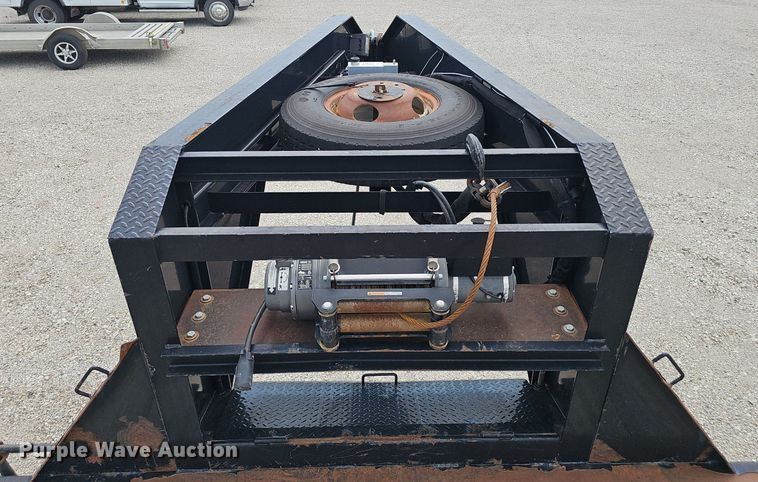 image for item DP0981 2014 PJ equipment trailer