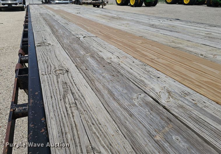 image for item DP0981 2014 PJ equipment trailer