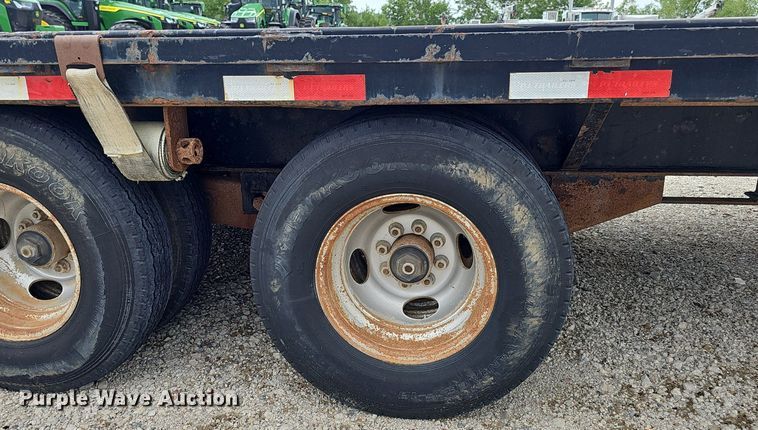 image for item DP0981 2014 PJ equipment trailer