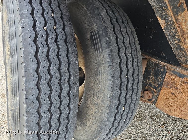 image for item DP0981 2014 PJ equipment trailer