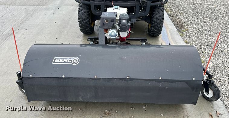 image for item DP6667 Berc Mac 700516 broom