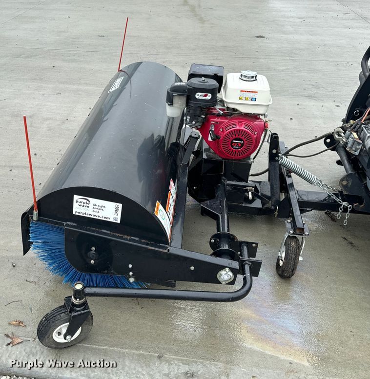 image for item DP6667 Berc Mac 700516 broom