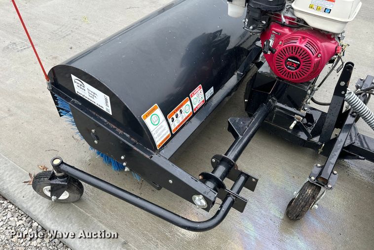 image for item DP6667 Berc Mac 700516 broom