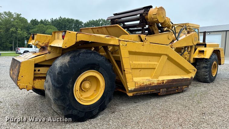 image for item DP6668 1981 John Deere  862 elevating scraper