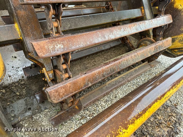 image for item DP6668 1981 John Deere  862 elevating scraper