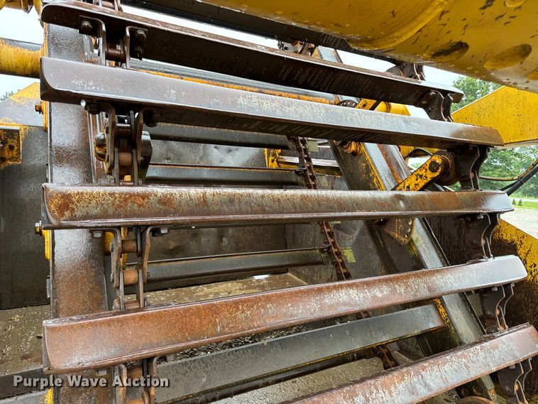 image for item DP6668 1981 John Deere  862 elevating scraper