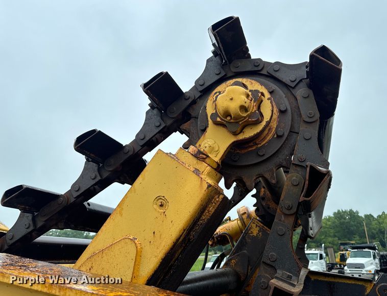 image for item DP6668 1981 John Deere  862 elevating scraper