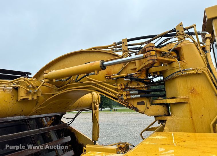 image for item DP6668 1981 John Deere  862 elevating scraper