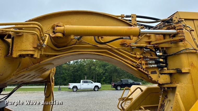 image for item DP6668 1981 John Deere  862 elevating scraper