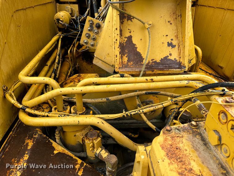 image for item DP6668 1981 John Deere  862 elevating scraper