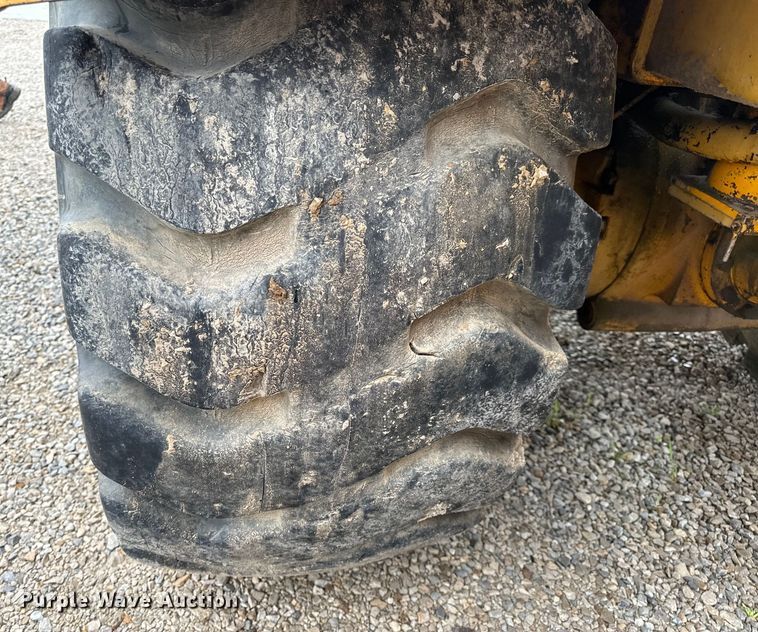 image for item DP6668 1981 John Deere  862 elevating scraper