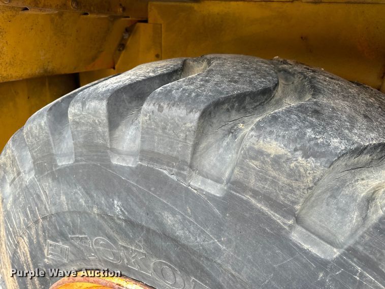 image for item DP6668 1981 John Deere  862 elevating scraper