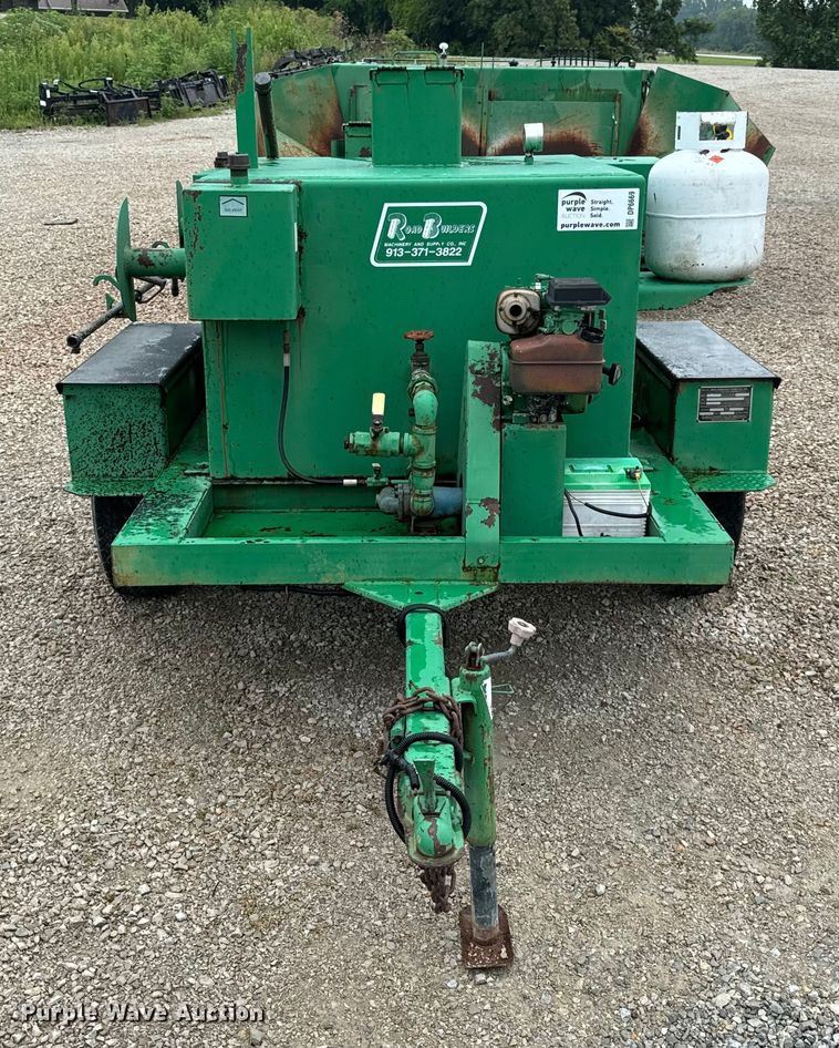 image for item DP6669 1998 Neal HT250T Asphalt Tack melter applicator trailer