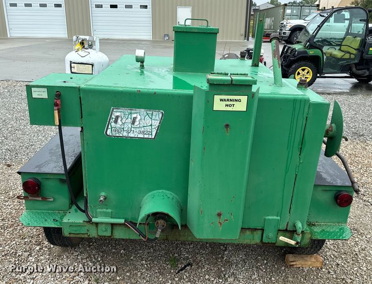 image for item DP6669 1998 Neal HT250T Asphalt Tack melter applicator trailer