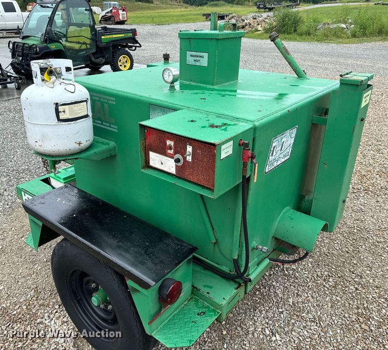 image for item DP6669 1998 Neal HT250T Asphalt Tack melter applicator trailer