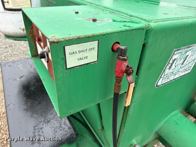 image for item DP6669 1998 Neal HT250T Asphalt Tack melter applicator trailer